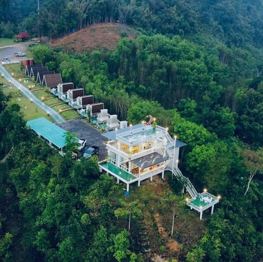 Villa 99 Camp And Cafe Khao Sok National Park Esterno foto